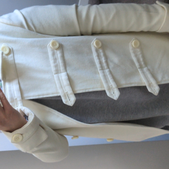 Cream wool coat - Picture 2 of 4